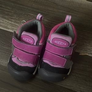 Keen Toddler Size 5
